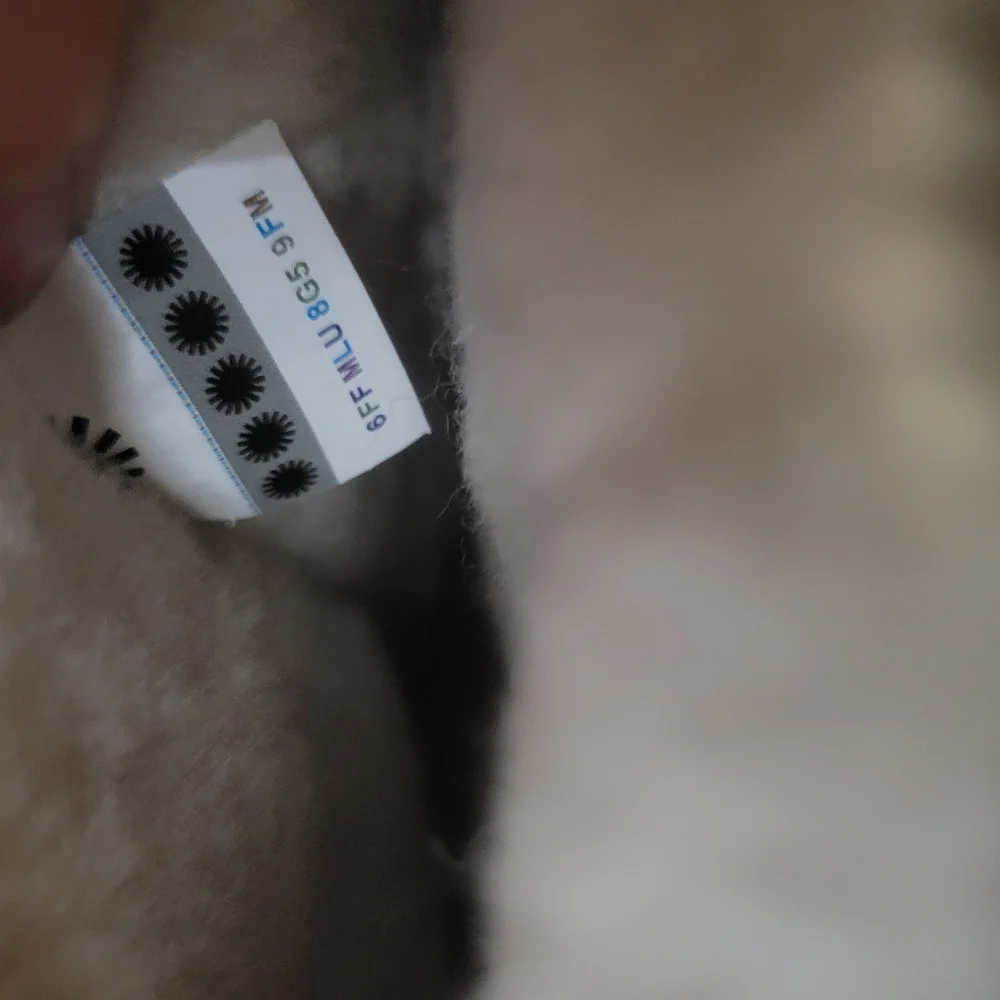 UGG Classic Short Multi Sequin Boots Size 5 - Picture 10 of 15